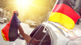 Fußballfieber am Steuer